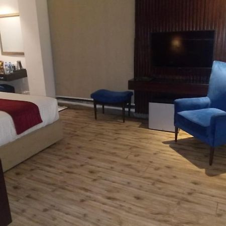 Grand Ittehad Boutique Hotel لاهور المظهر الخارجي الصورة
