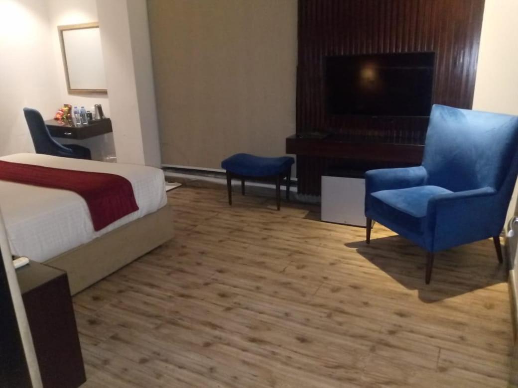Grand Ittehad Boutique Hotel لاهور المظهر الخارجي الصورة